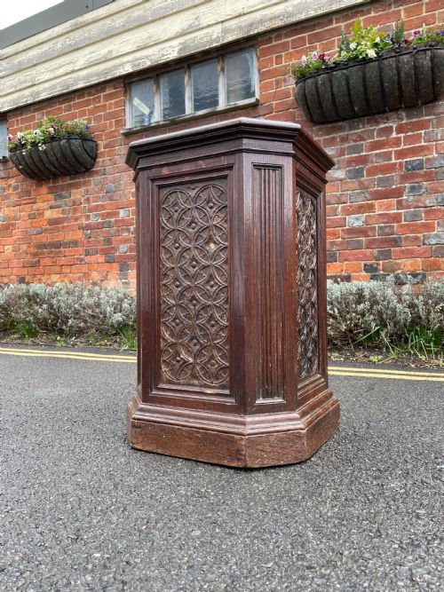 victorian oak pedestal - CATEGORY: ANTIQUE MISCELLANEOUS - DATED VICTORIAN