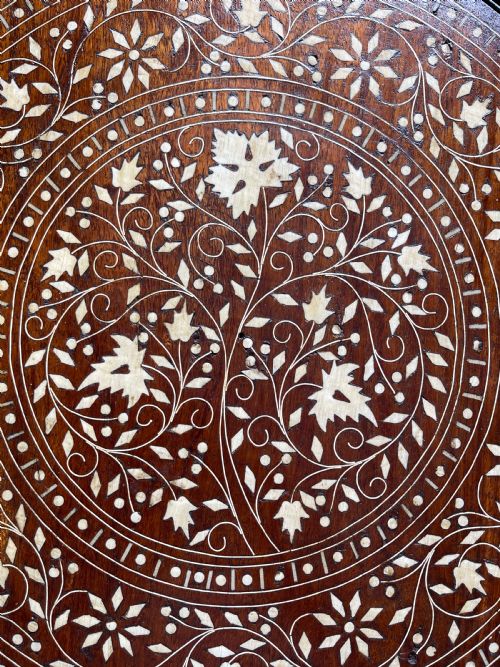 NORTH INDIAN CARVED TABLE - ADDITIONAL PHOTO 4