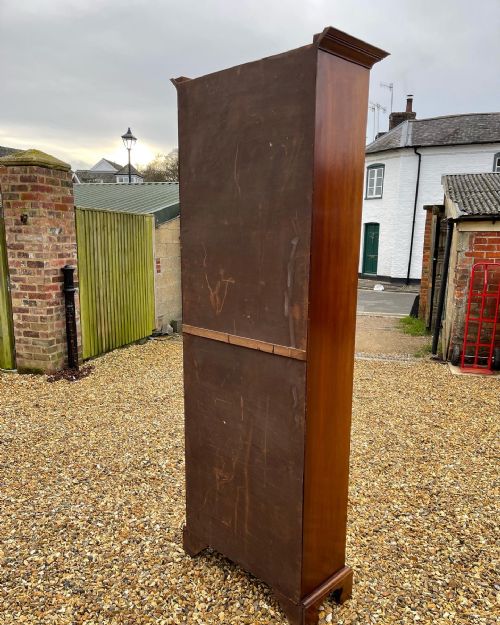 TALL MAHOGANY BOOKCASE - ADDITIONAL PHOTO 2