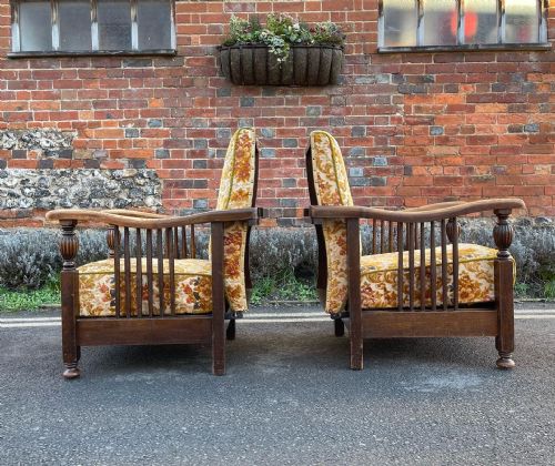 PAIR OF OAK RECLINING ARMCHAIRS - ADDITIONAL PHOTO 1