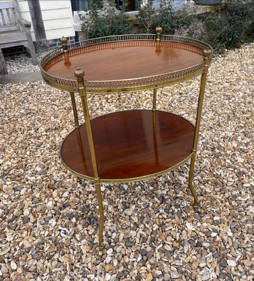 quality english brass and mahogany etagere - CATEGORY: ANTIQUE FURNITURE - DATED 19TH CENTURY