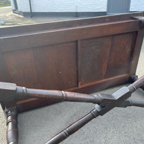 NINETEENTH CENTURY OAK TABLE - ADDITIONAL PHOTO 1