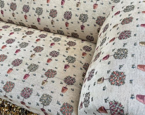 VICTORIAN CHESTERFIELD SOFA - ADDITIONAL PHOTO 1