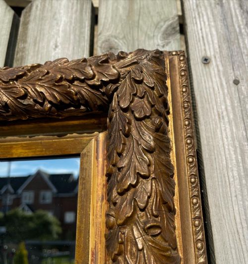 NINETEENTH CENTURY GILT MIRROR - ADDITIONAL PHOTO 2