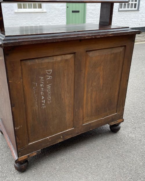 NINETEENTH CENTURY OAK PRESS CHEST - ADDITIONAL PHOTO 8
