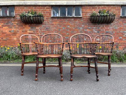 set of four nineteenth century yew windsor armchairs - CATEGORY: ANTIQUE CHAIRS - DATED 19TH CENTURY