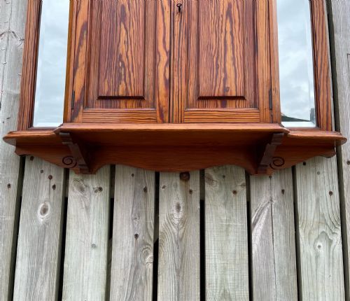 NINETEENTH CENTURY PITCH PINE WALL CUPBOARD - ADDITIONAL PHOTO 3