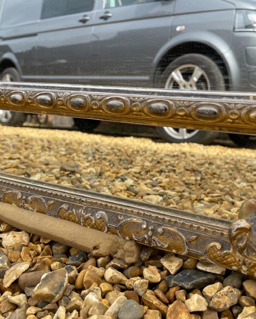 LARGE NINETEENTH CENTURY GILT OVERMANTLE MIRROR - ADDITIONAL PHOTO 1