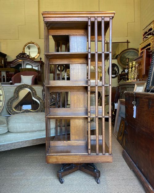 LARGE SCALE OAK REVOLVING BOOKCASE - ADDITIONAL PHOTO 1