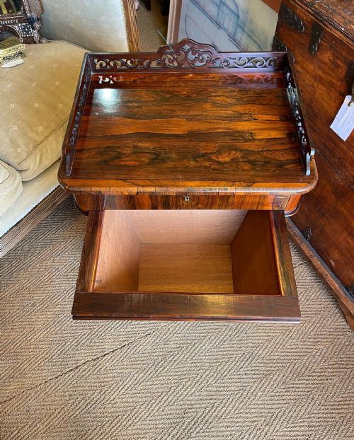 EARLY VICTORIAN ROSEWOOD WORK TABLE - ADDITIONAL PHOTO 6