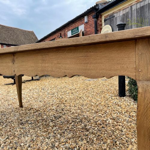NINETEENTH CENTURY FRENCH OAK TABLE - ADDITIONAL PHOTO 2