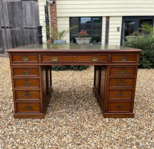 victorian mahogany pedestal desk - CATEGORY: ANTIQUE DESKS - DATED VICTORIAN