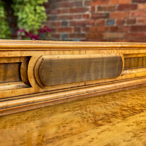 FINE BIRDSEYE MAPLE CHEST - ADDITIONAL PHOTO 5