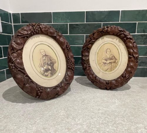 pair of victorian oak frames - CATEGORY: ANTIQUE MISCELLANEOUS - DATED VICTORIAN