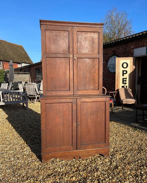 nineteenth century oak cupboard - CATEGORY: ANTIQUE CUPBOARDS - DATED 19TH CENTURY