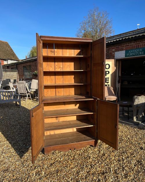 NINETEENTH CENTURY OAK CUPBOARD - ADDITIONAL PHOTO 2