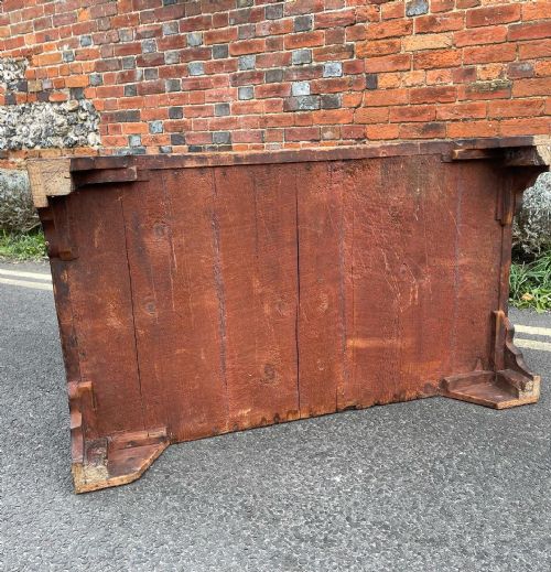EARLY EIGHTEENTH CENTURY WALNUT CHEST - ADDITIONAL PHOTO 4