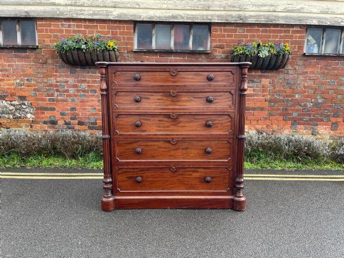 nineteenth century mahogany chest - CATEGORY: ANTIQUE CHEST OF DRAWERS - DATED 1850