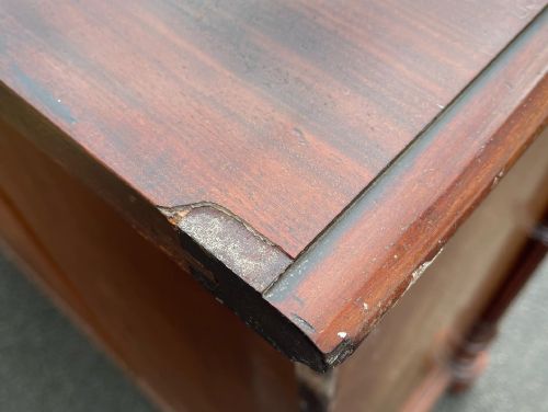 NINETEENTH CENTURY MAHOGANY CHEST - ADDITIONAL PHOTO 1