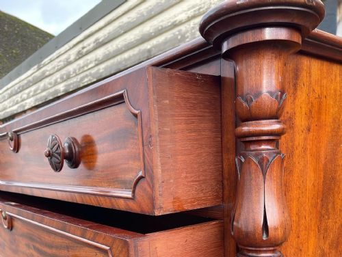 NINETEENTH CENTURY MAHOGANY CHEST - ADDITIONAL PHOTO 7