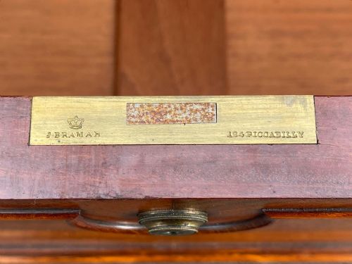 NINETEENTH CENTURY MAHOGANY CHEST - ADDITIONAL PHOTO 8
