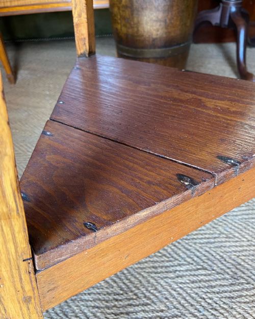 NINETEENTH CENTURY CRICKET TABLE - ADDITIONAL PHOTO 2