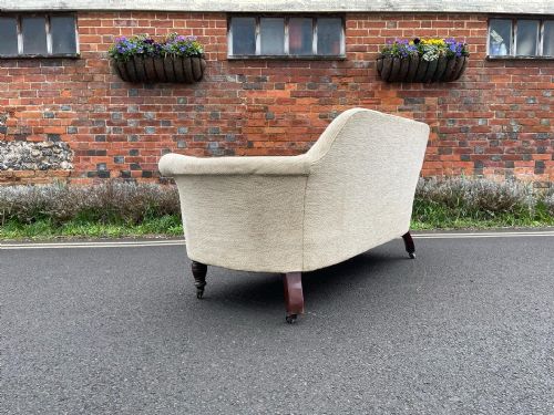 VICTORIAN SOFA - ADDITIONAL PHOTO 1
