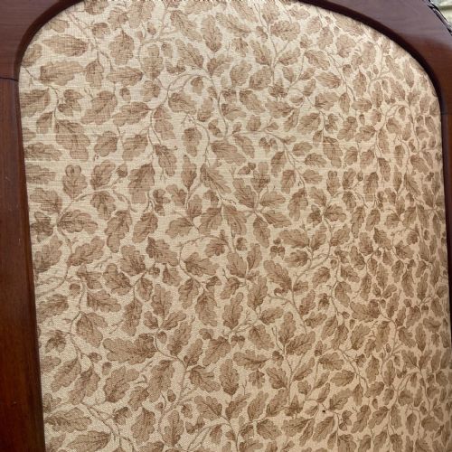 NINETEENTH CENTURY MAHOGANY SCREEN - ADDITIONAL PHOTO 3