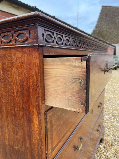 GEORGE III OAK CHEST - ADDITIONAL PHOTO 2