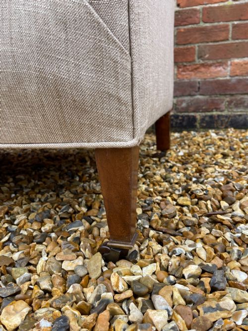 WILLIAM BIRCH SOFA - ADDITIONAL PHOTO 3
