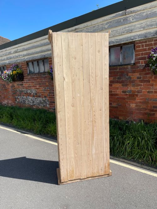 NINETEENTH CENTURY PINE CUPBOARD - ADDITIONAL PHOTO 2