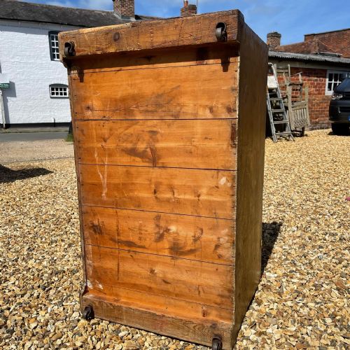 VICTORIAN PAINTED PINE TRUNK - ADDITIONAL PHOTO 6