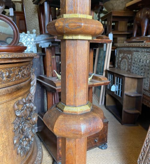 GOTHIC OAK PEDESTAL - ADDITIONAL PHOTO 4