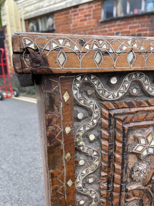 MIDDLE EASTERN INLAID TRUNK - ADDITIONAL PHOTO 2