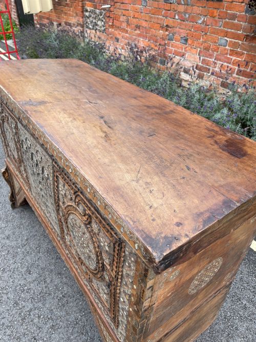MIDDLE EASTERN INLAID TRUNK - ADDITIONAL PHOTO 8