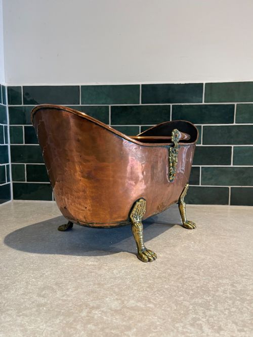 LATE VICTORIAN COALKINDLING SCUTTLE - ADDITIONAL PHOTO 2