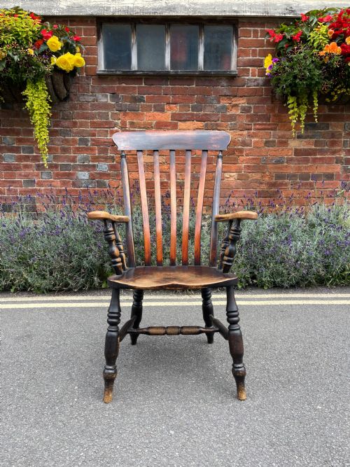 nineteenth century windsor armchair - CATEGORY: ANTIQUE CHAIRS - DATED 1880