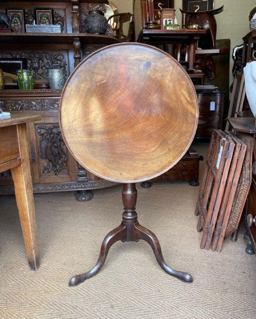eighteenth century mahogany tripod table - CATEGORY: ANTIQUE TABLES - DATED 18TH CENTURY
