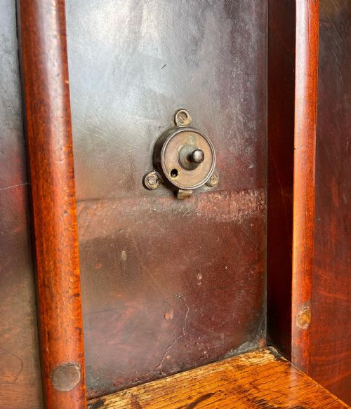EIGHTEENTH CENTURY MAHOGANY TRIPOD TABLE - ADDITIONAL PHOTO 3