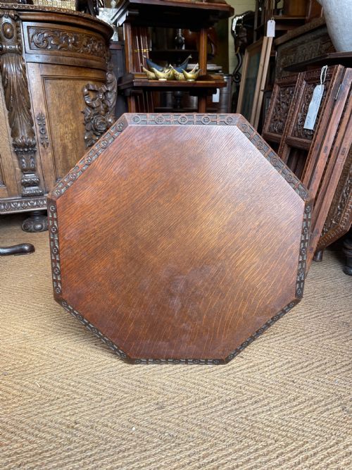 NINETEENTH CENTURY GOTHIC INFLUENCED TABLE - ADDITIONAL PHOTO 4