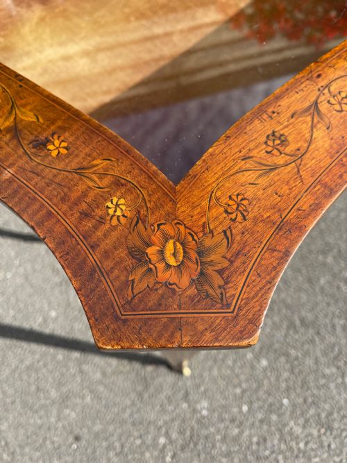 LATE VICTORIAN INLAID BIJOUTERIE TABLE - ADDITIONAL PHOTO 5