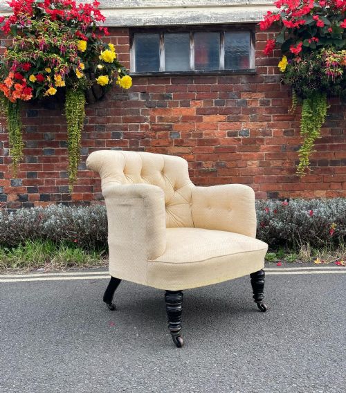late victorian armchair - CATEGORY: ANTIQUE CHAIRS - DATED VICTORIAN