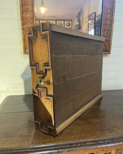 SEVENTEENTH CENTURY OAK CHEST - ADDITIONAL PHOTO 2