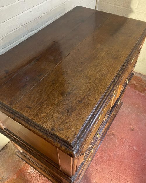 SEVENTEENTH CENTURY OAK CHEST - ADDITIONAL PHOTO 3