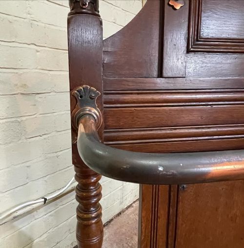 AESTHETIC OAK STICK STAND - ADDITIONAL PHOTO 2