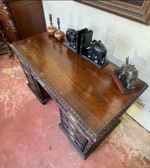 ANGLO INDIAN PADAUK PEDESTAL DESK - ADDITIONAL PHOTO 2