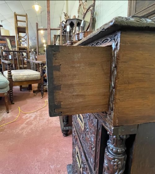 ANGLO INDIAN PADAUK PEDESTAL DESK - ADDITIONAL PHOTO 7