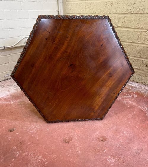 NINETEENTH CENTURY MAHOGANY TABLE - ADDITIONAL PHOTO 1