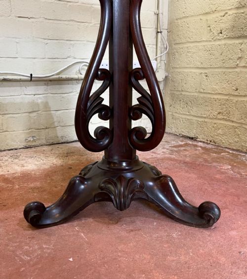 NINETEENTH CENTURY MAHOGANY TABLE - ADDITIONAL PHOTO 2