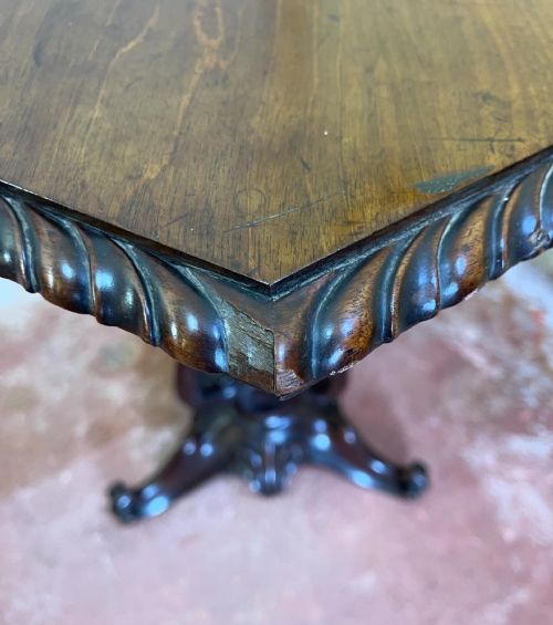 NINETEENTH CENTURY MAHOGANY TABLE - ADDITIONAL PHOTO 3